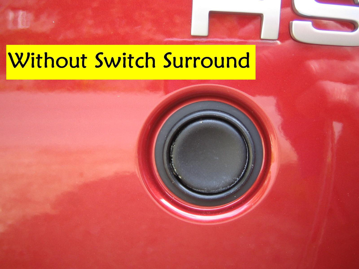 Tailgate Push Switch Surround (Outer Ring) in Polished Stainless for Range Rover Sport / P38