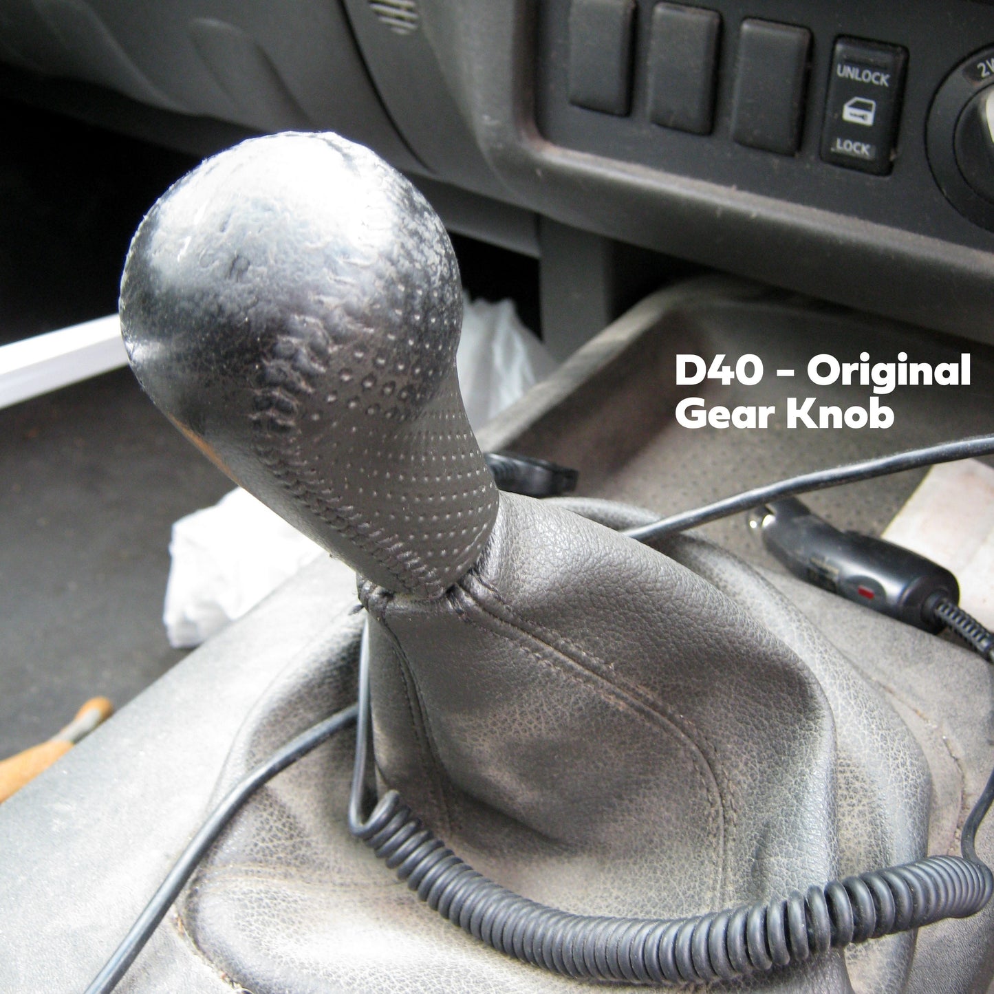 Manual Gear Knob - 6 Speed - Smooth Leather & Alloy for Nissan Navara D40