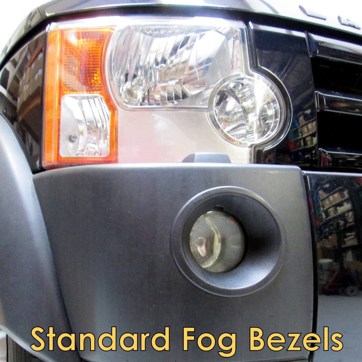 Fog Lamp Bezel in Textured Black for Land Rover Discovery 3 - Left