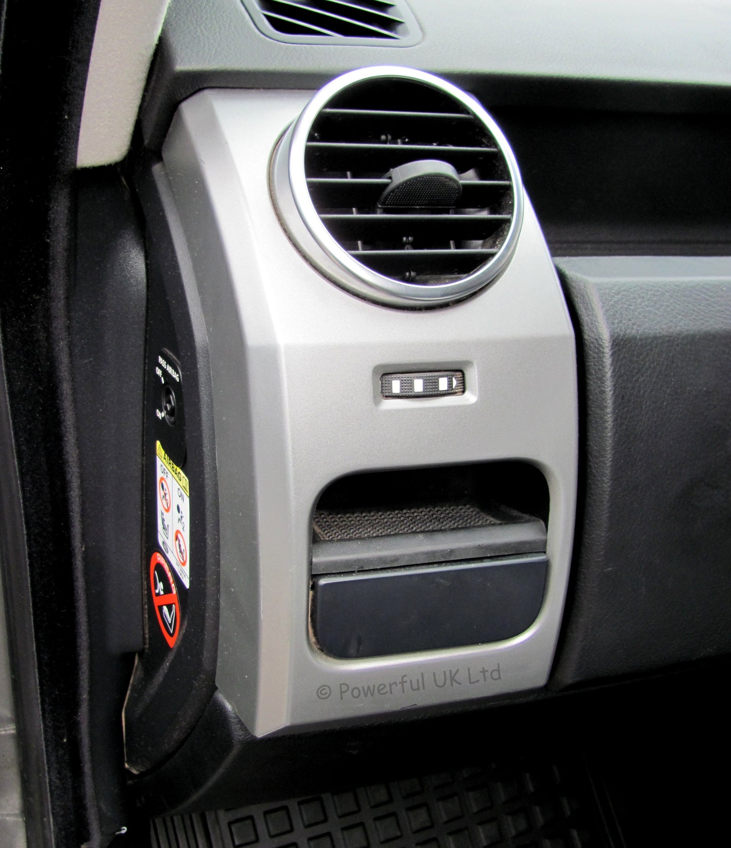 Dashboard End Cup Holder Fascia - Ebony Black - for Land Rover Discovery 3