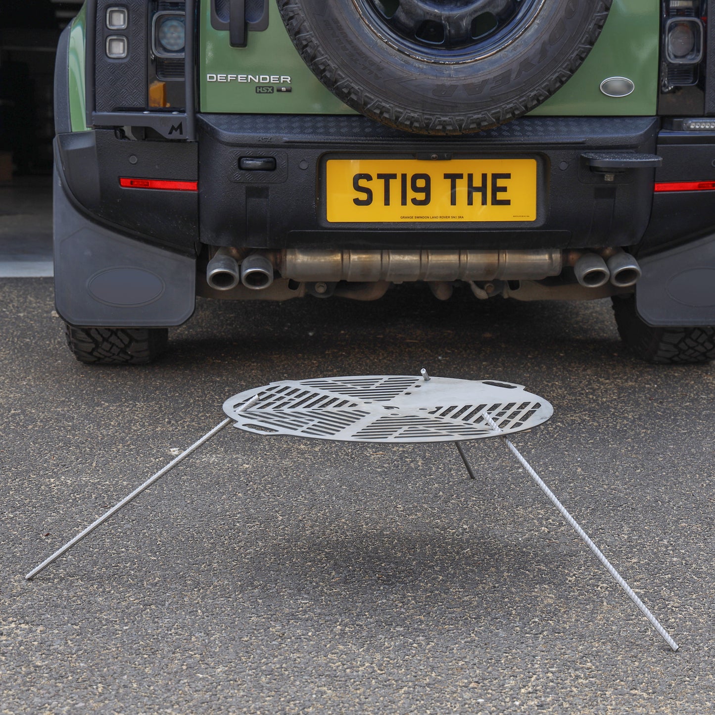 BBQ & Spare Wheel Mount Kit for Land Rover Defender L663