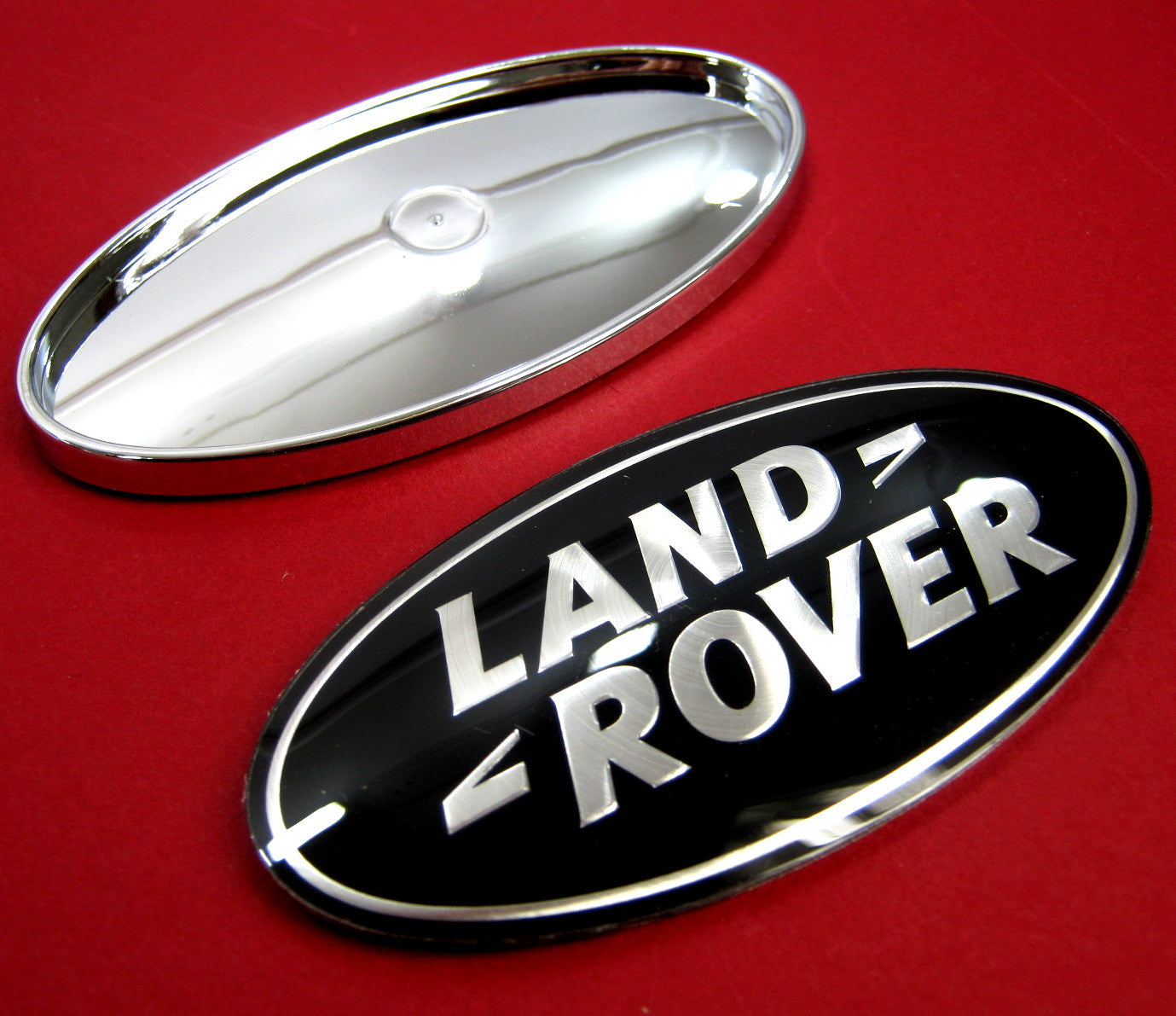 Black & Silver Badge on Chrome Plinth for Range Rover Classic