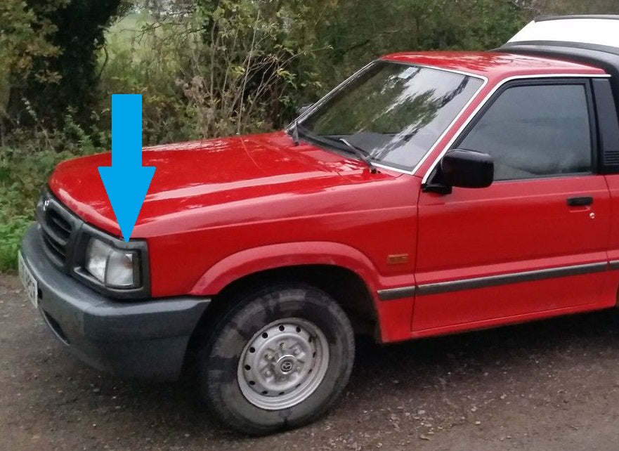 Mazda B2500 CLEAR Front Indicator - LH