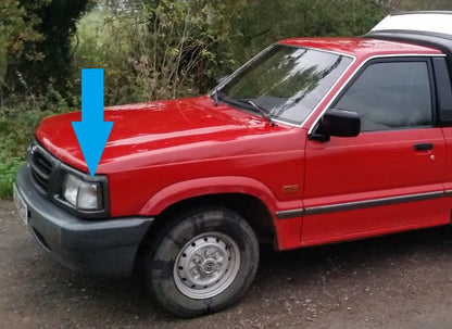 Mazda B2500 CLEAR Front Indicator - LH
