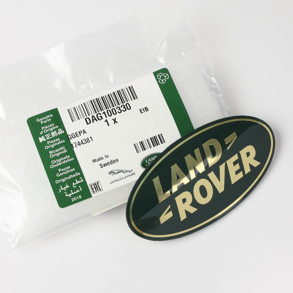 Genuine Land Rover Discovery 2 Grille Badge – Green On Gold – DAG100330