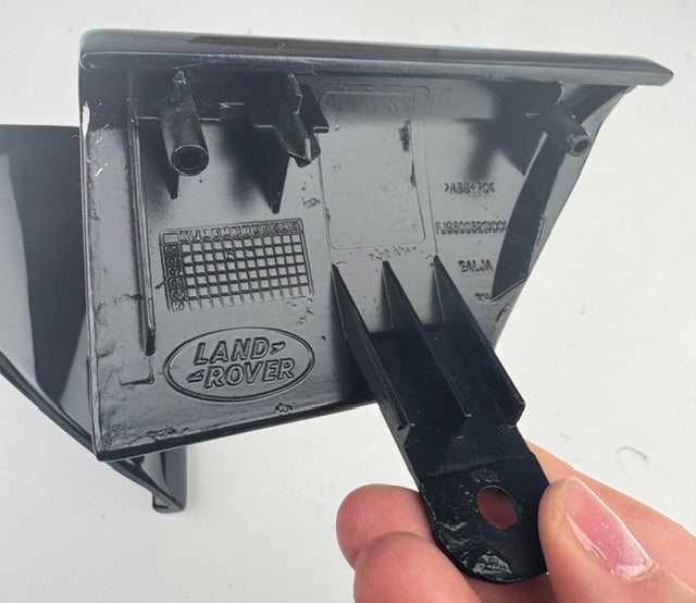 Genuine Interior Screen Surrounds Black Carbon for Range Rover L322 2006-12