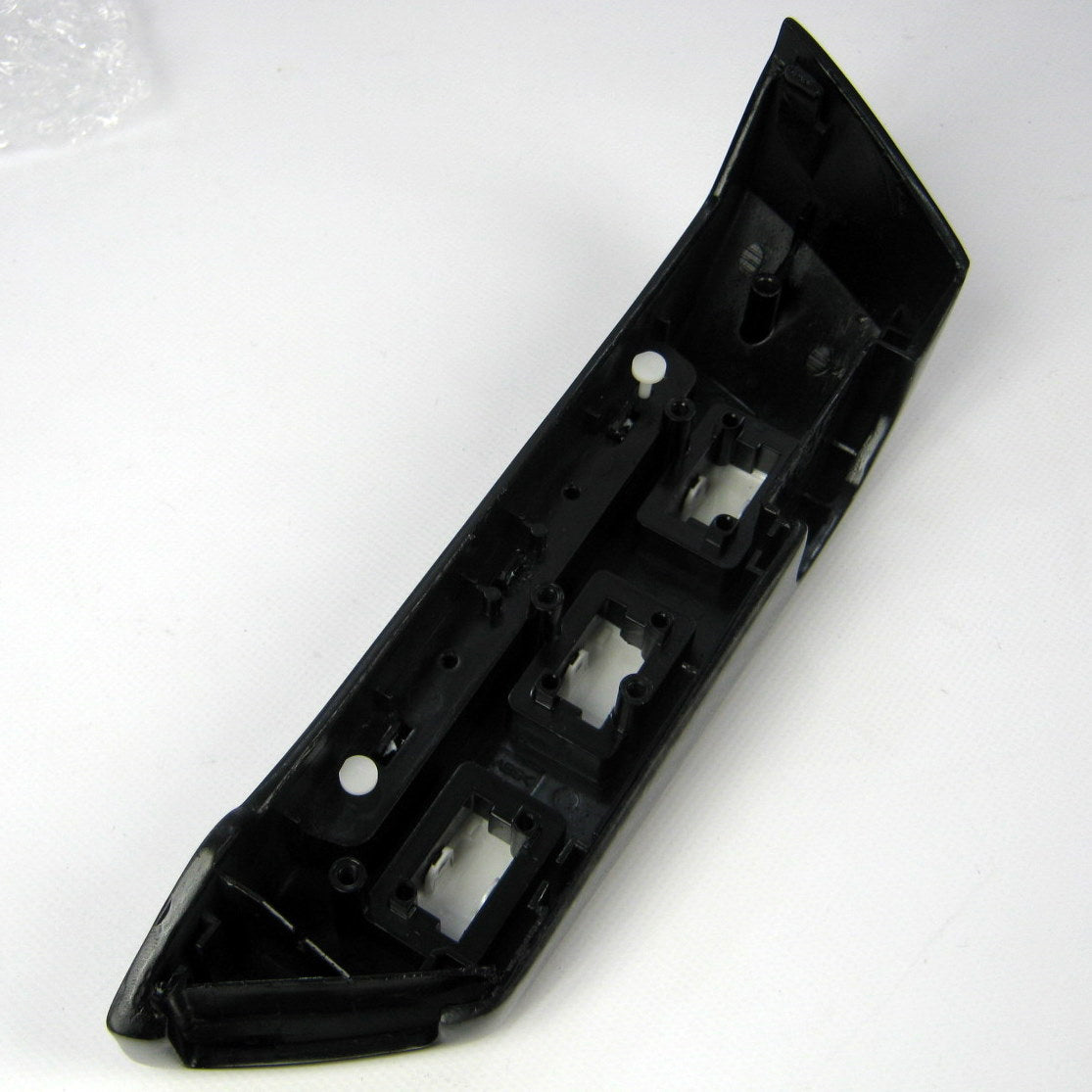 Steering Wheel Switch LH (3 Switch) - Cherry  for Range Rover Sport