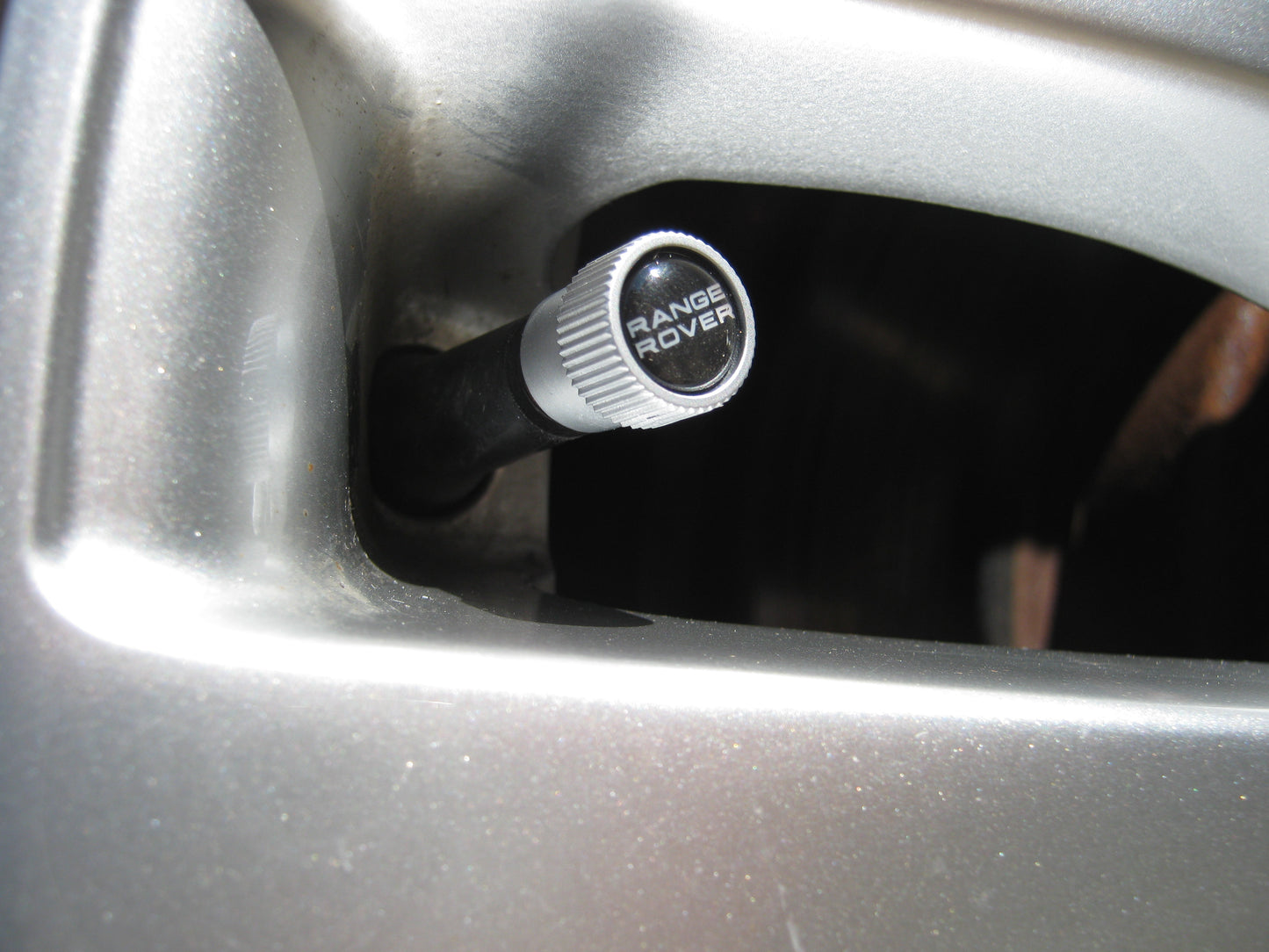 "Range Rover" Dust Valve Caps (4pc) for Range Rover Evoque - Genuine