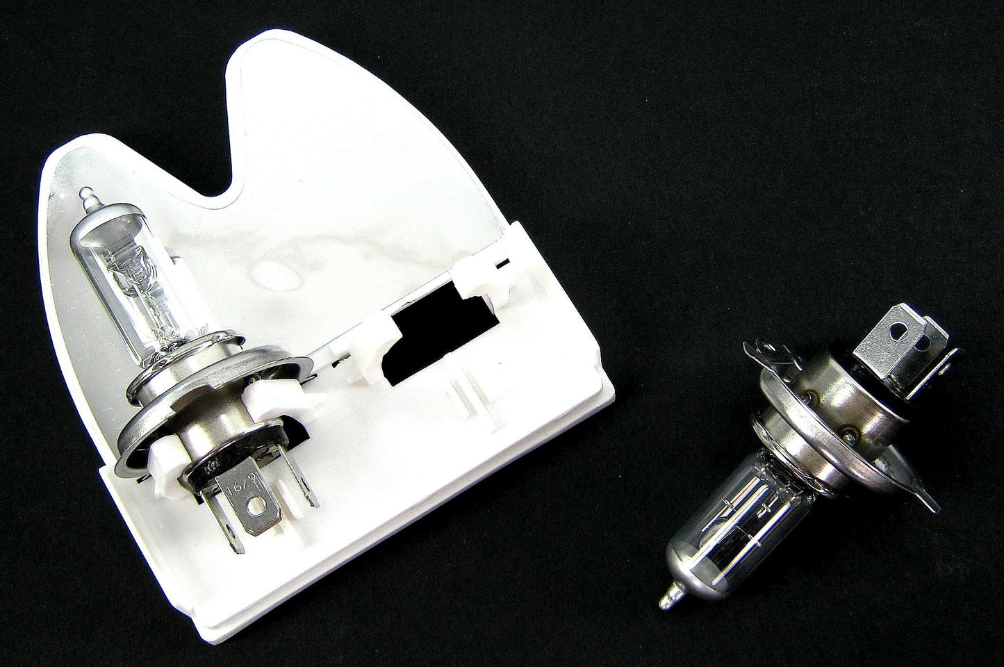 H4 Halogen Headlight Bulbs - 60W/55W Ultra-White (Pair)