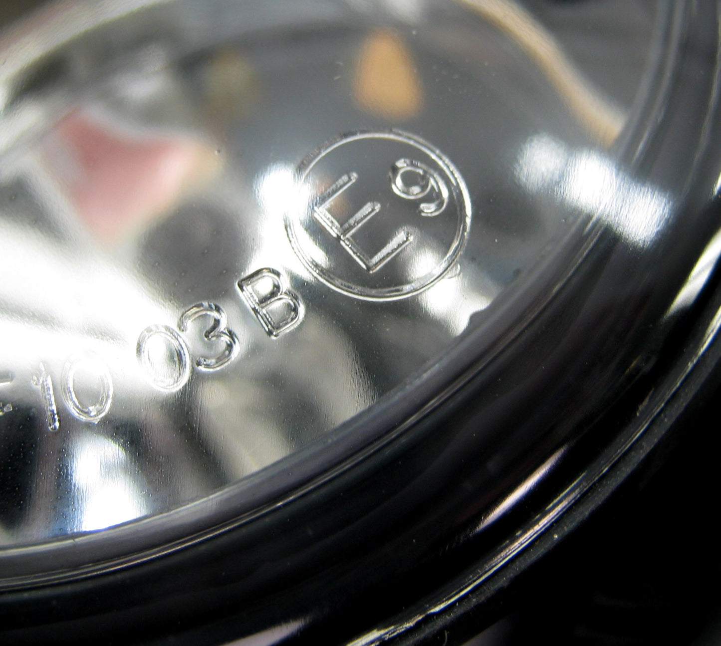 Front Bumper Fog Lamp for Nissan Navara D40 Pickup - RH ( With support )