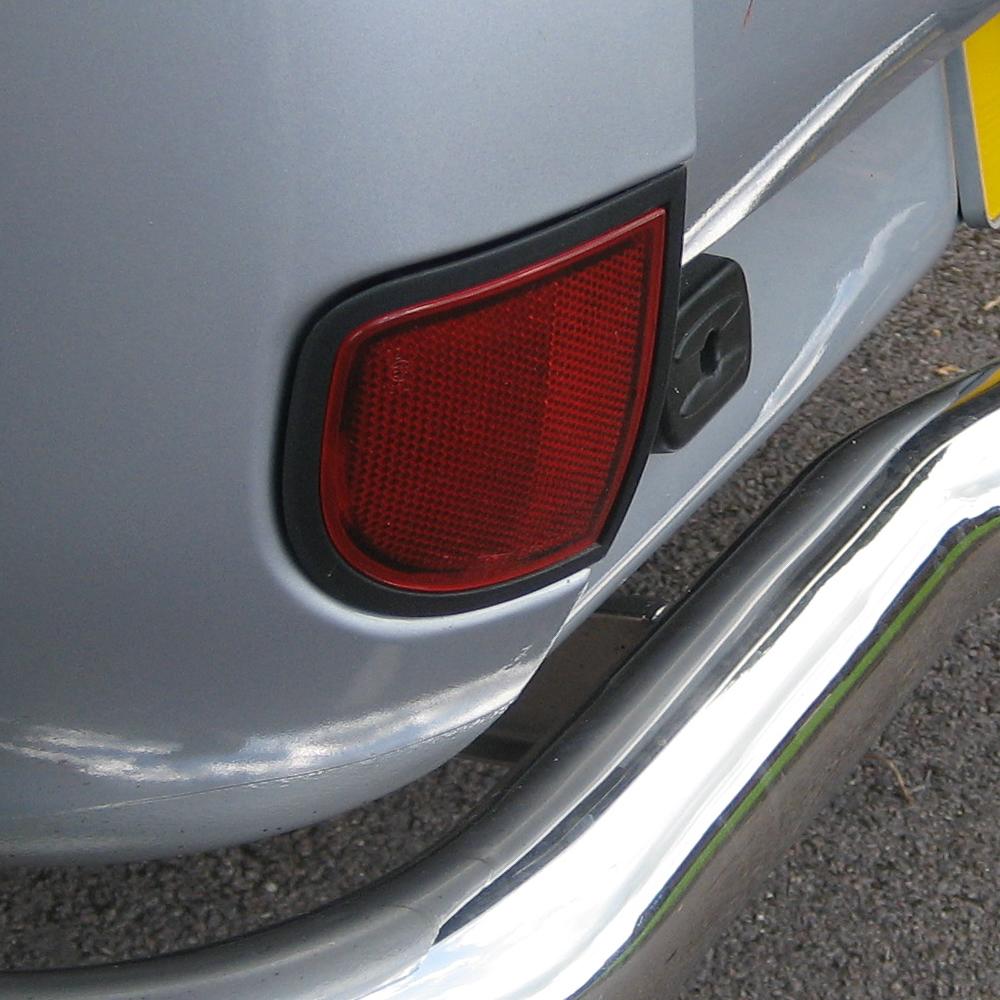 Rear Reflector for Mitsubishi L200 - LH