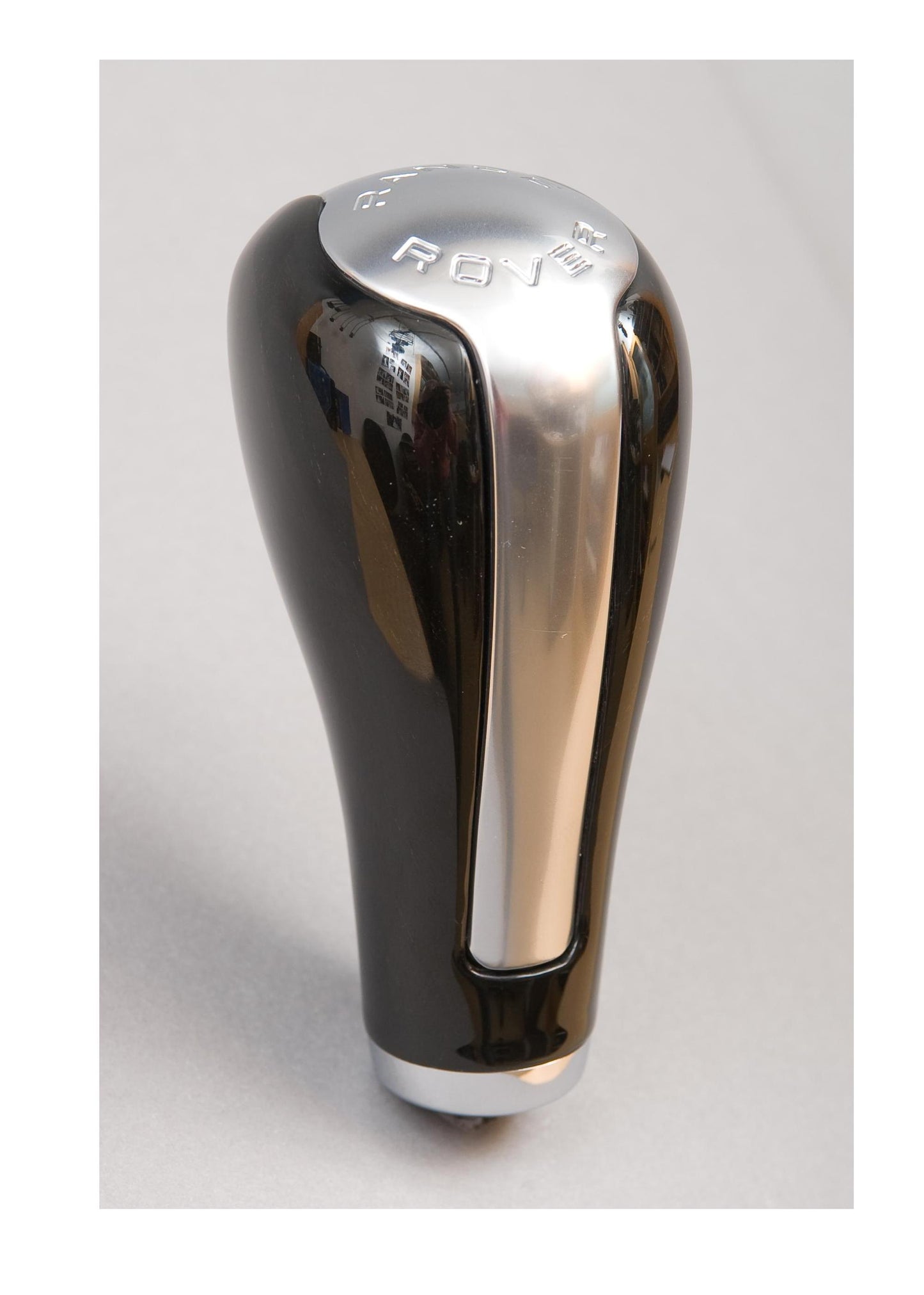 Gear Knob - Lined Oak + Chrome Insert for Range Rover Sport