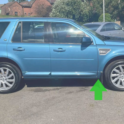Lower Door Moulding in Primer - Front Right Small Section - for Land Rover Freelander 2