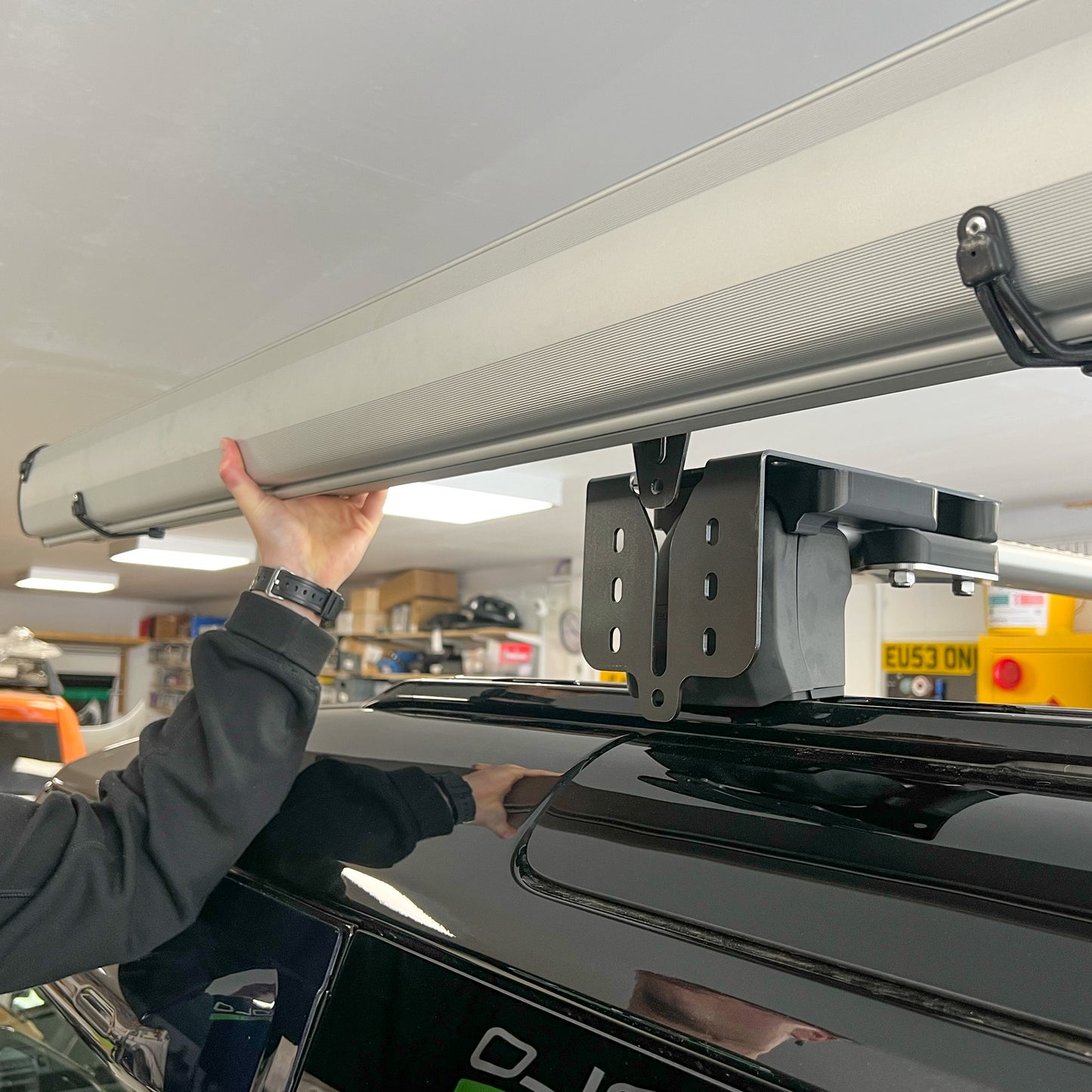 Cross Bar Awning Quick Release Mount Kit for Land Rover Defender L663 - for ARB - LEFT