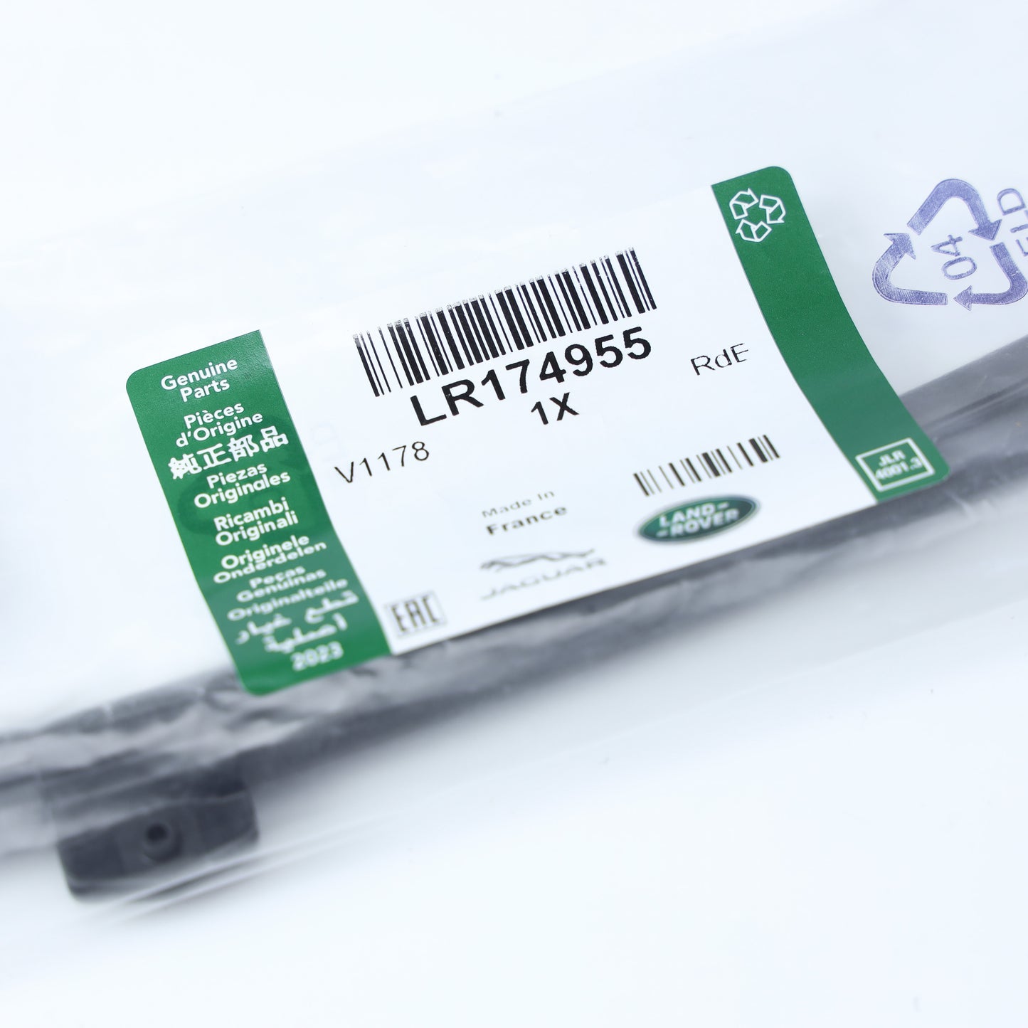 Genuine Rear Wiper Blade for Land Rover Defender L663 - Late Type (Aquablade)