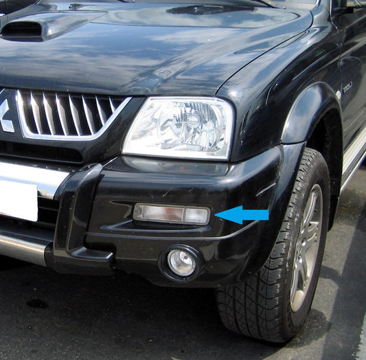 Clear Front Bumper Light for Mitsubishi L200 - Left
