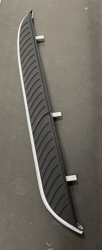 B-GRADE - Genuine Replacement SIDE STEP ONLY for Land Rover Freelander 2 - LEFT