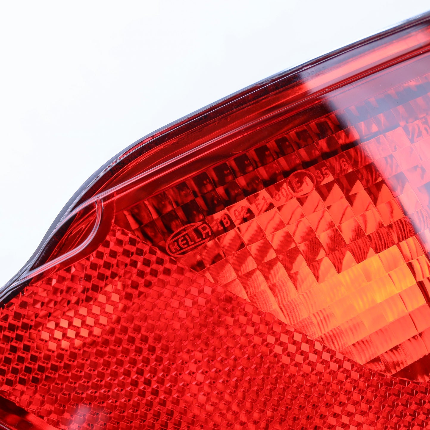 Genuine Rear Bumper Fog Light for Range Rover Sport L494 - RH
