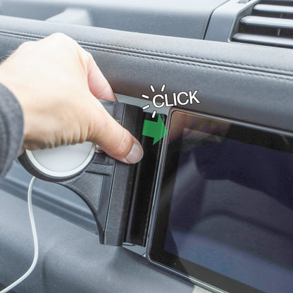 10" Infotainment Screen Phone Mount for Land Rover Defender L663 - RHD - Magsafe Version