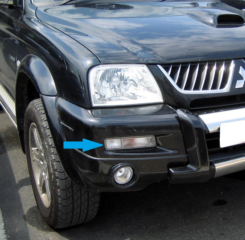 Clear Front Bumper Light for Mitsubishi L200 - Right
