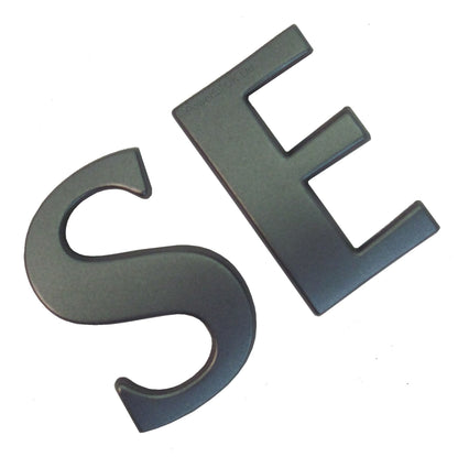 "SE" Lettering - Brunel Grey (Genuine) for Range Rover L322
