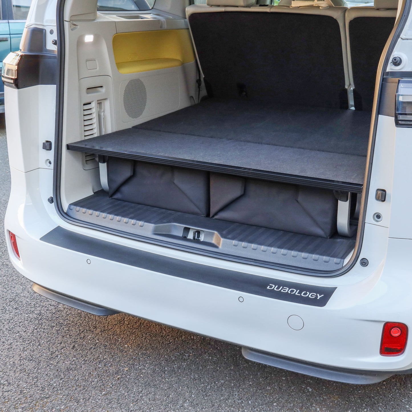 Edge Strip for Raised Floor for VW ID Buzz - Black