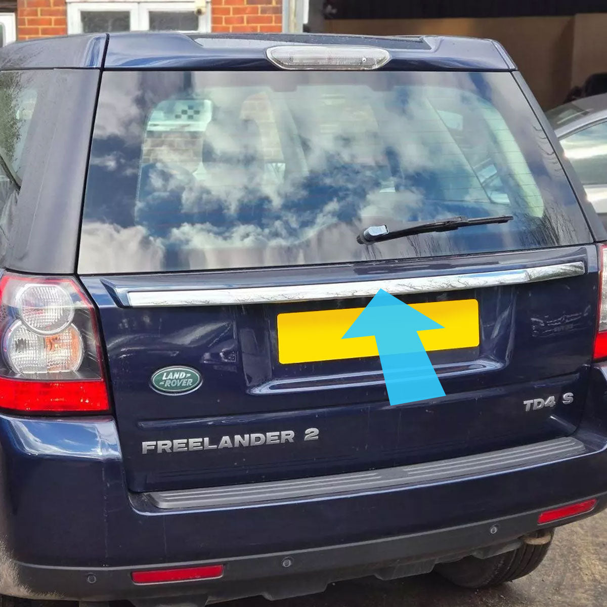 Tailgate Strip Chrome - for Land Rover Freelander 2 2010+