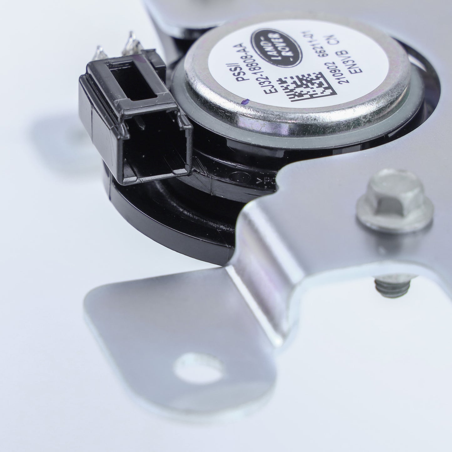 Speaker for Deployable Tow Bar for Land Rover Defender L663