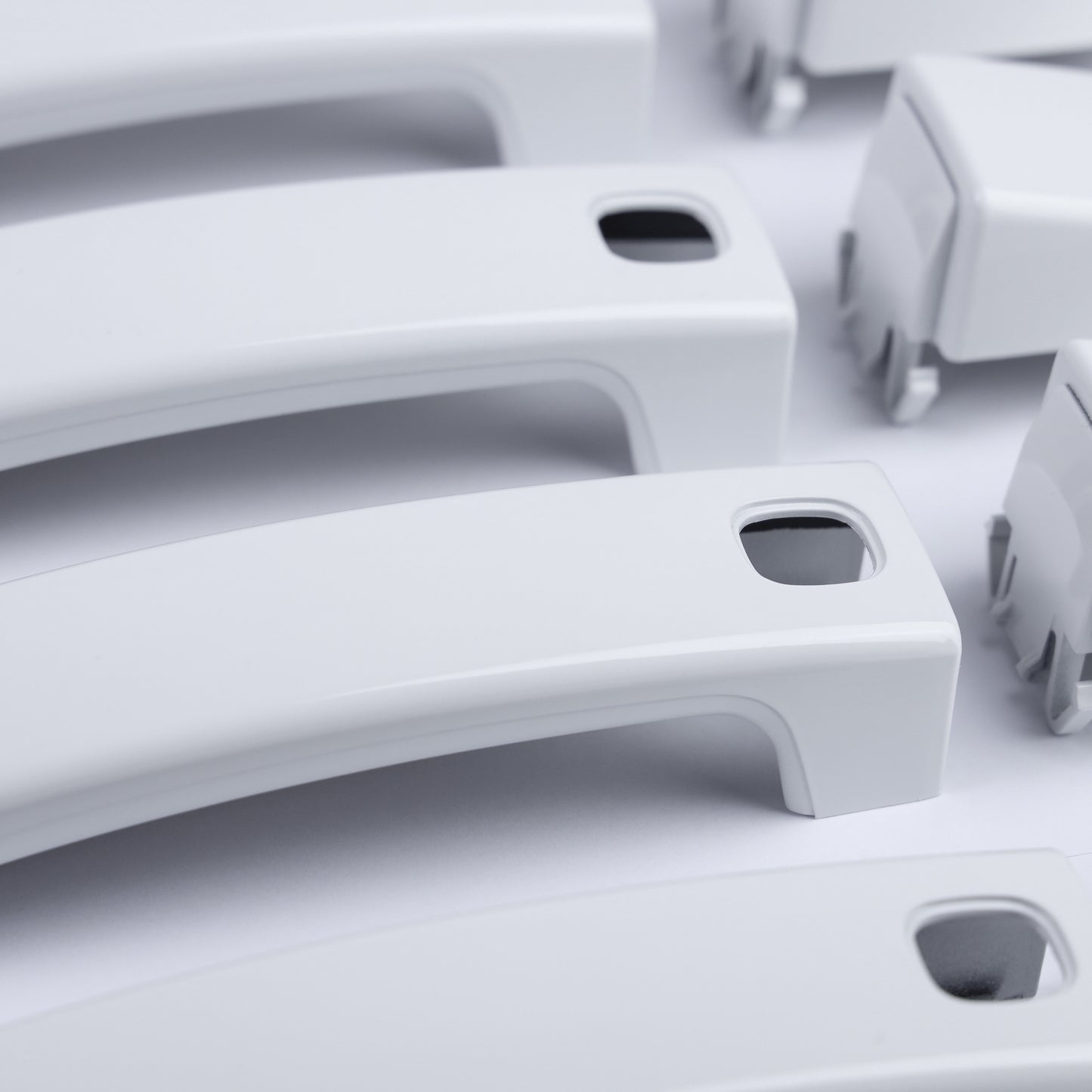 Door Handle 'Skins' for Land Rover Discovery 4 (with hole for button)  - Fuji White