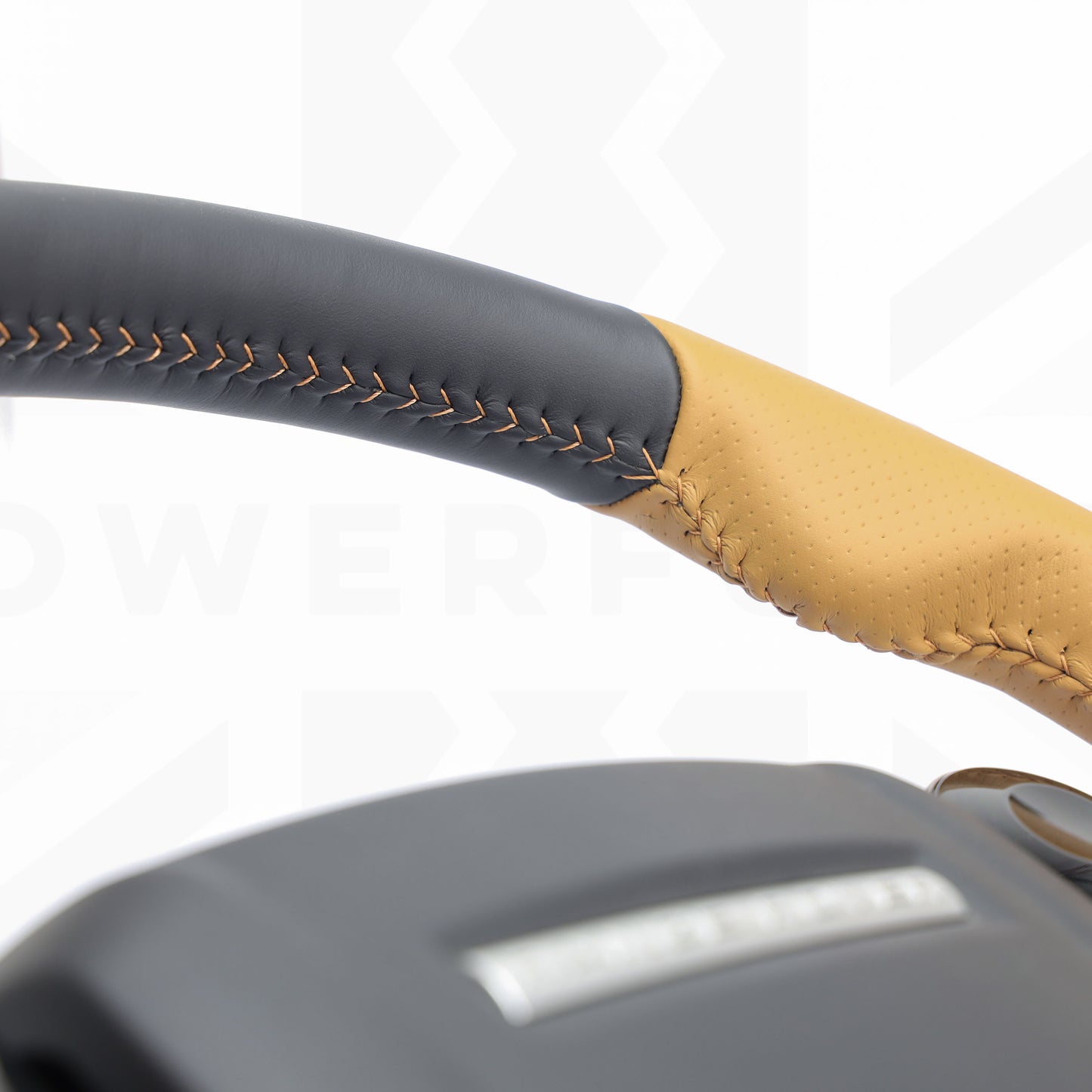 Range Rover Sport L494 SVR Steering Wheel - Heated - Carbon Insert - Sport Grip - Vintage Tan Perf Leather