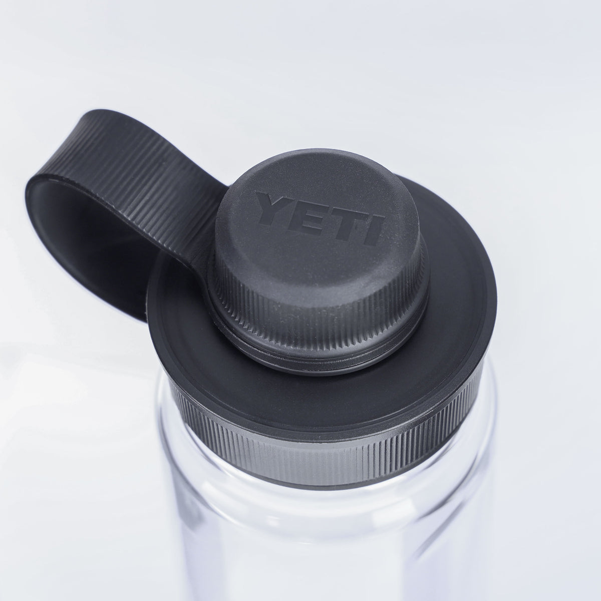 DEFENDER Trophy x YETI Yonder Water Bottle 25oz/750ml