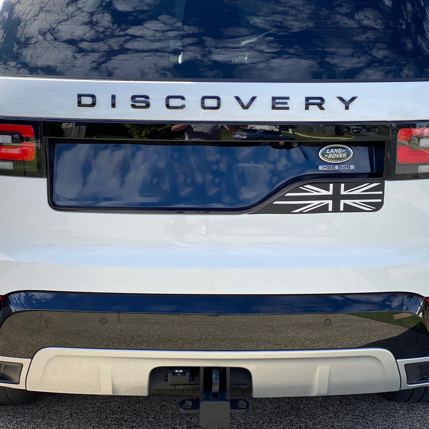 Tailgate Decal - Union Jack - Matt Black for Land Rover Discovery 5