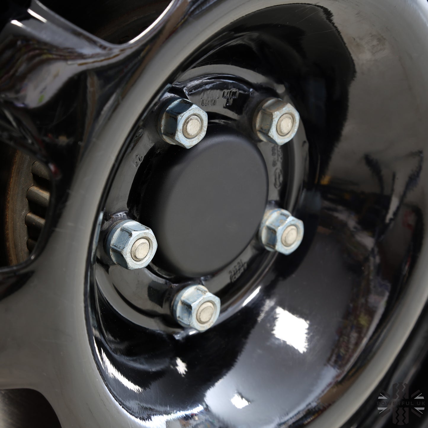 Steel Wheel Centre Cap - No Badge Type - 4 pcs - for Land Rover Defender L663