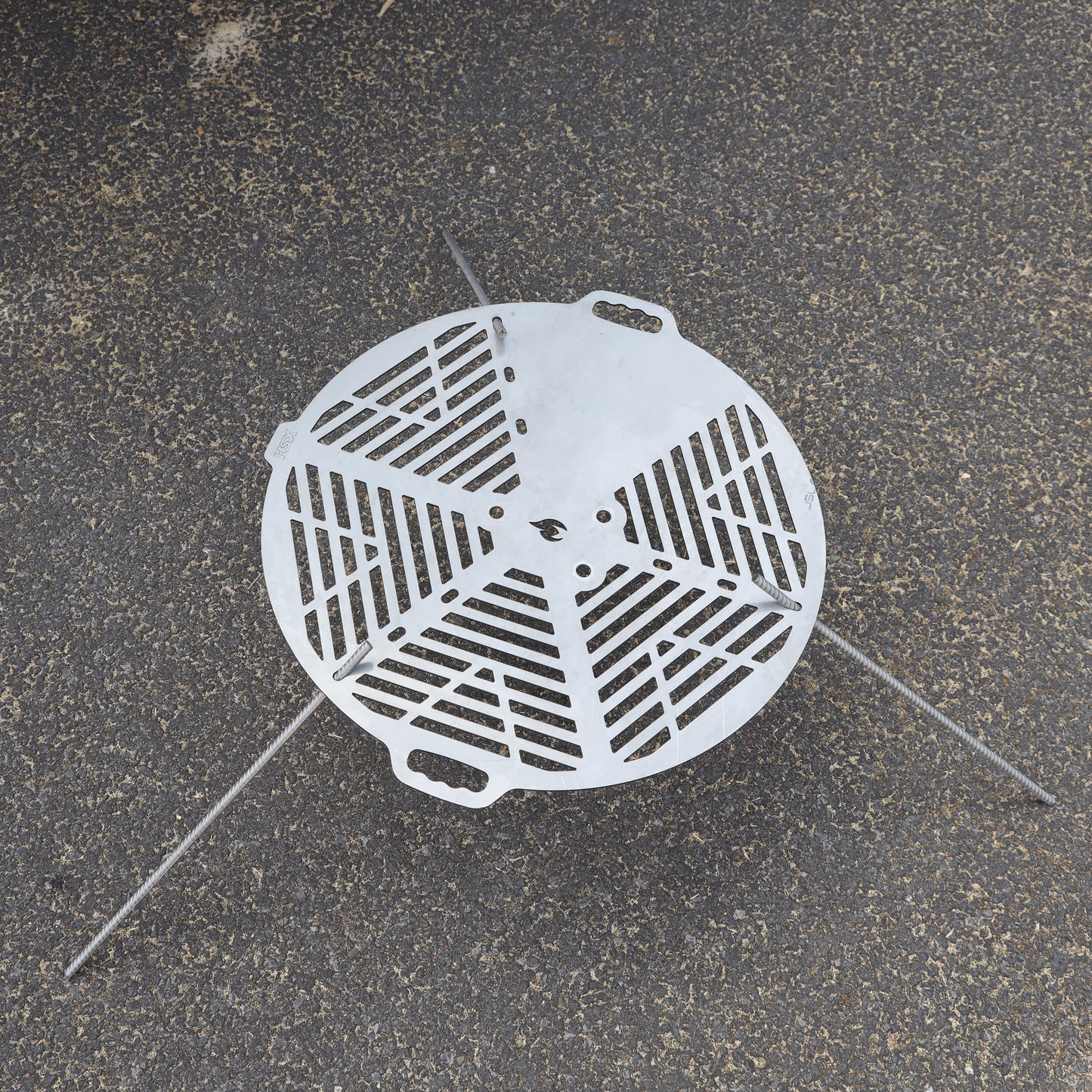 BBQ & Spare Wheel Mount Kit for Land Rover Defender L663
