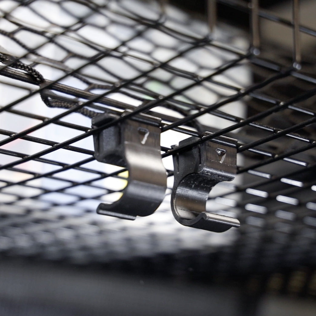 'Big Larry Pro' Torch + 2pc Mount Kit for Wire Luggage Rack for Land Rover Defender L663