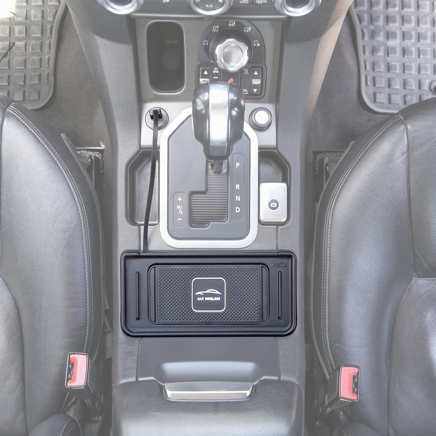 Wireless Phone Charging Kit for Land Rover Discovery 4