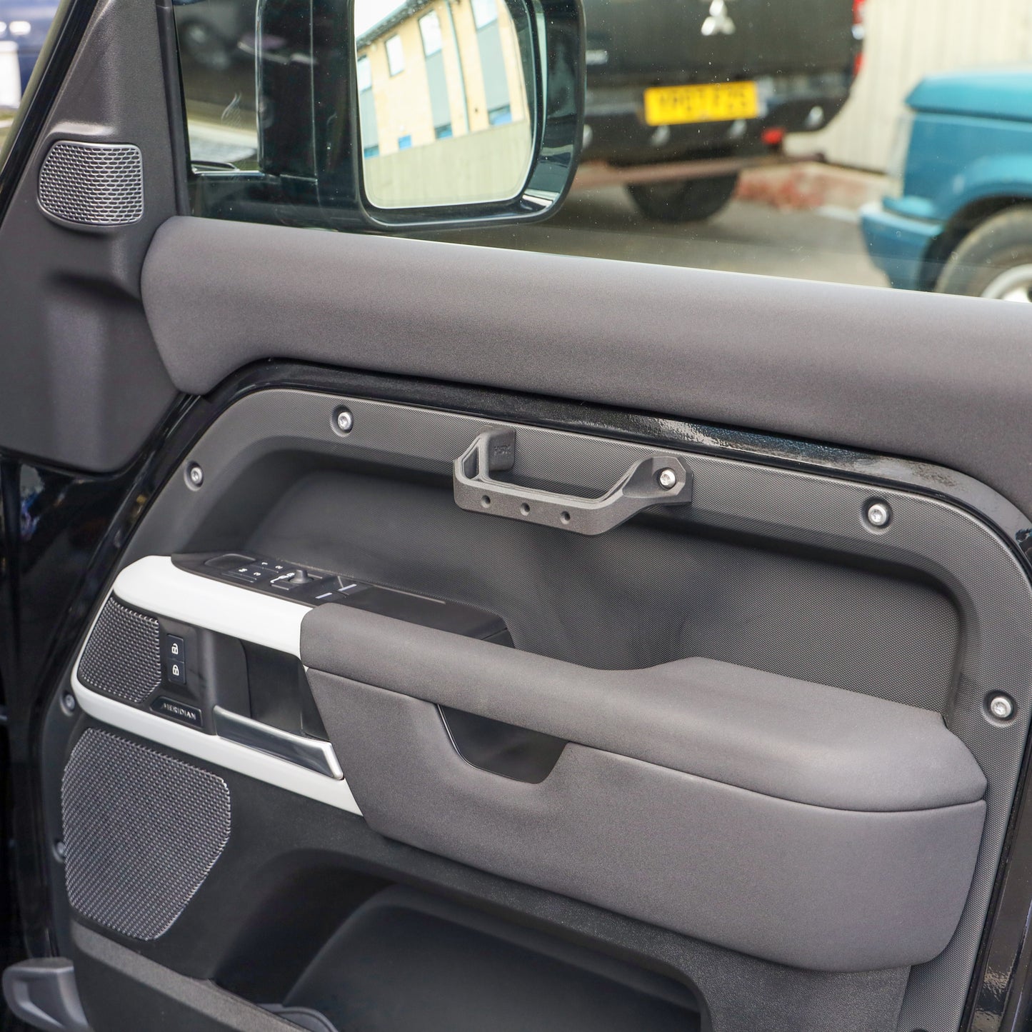 2x Front Door Grab Handles for Land Rover Defender L663