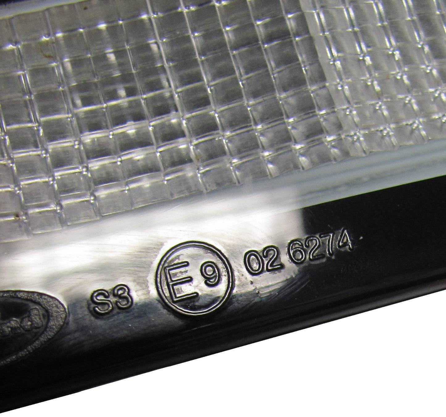 Toyota Hilux Mk6 LED Tailgate 3rd Brake Light -  Clear