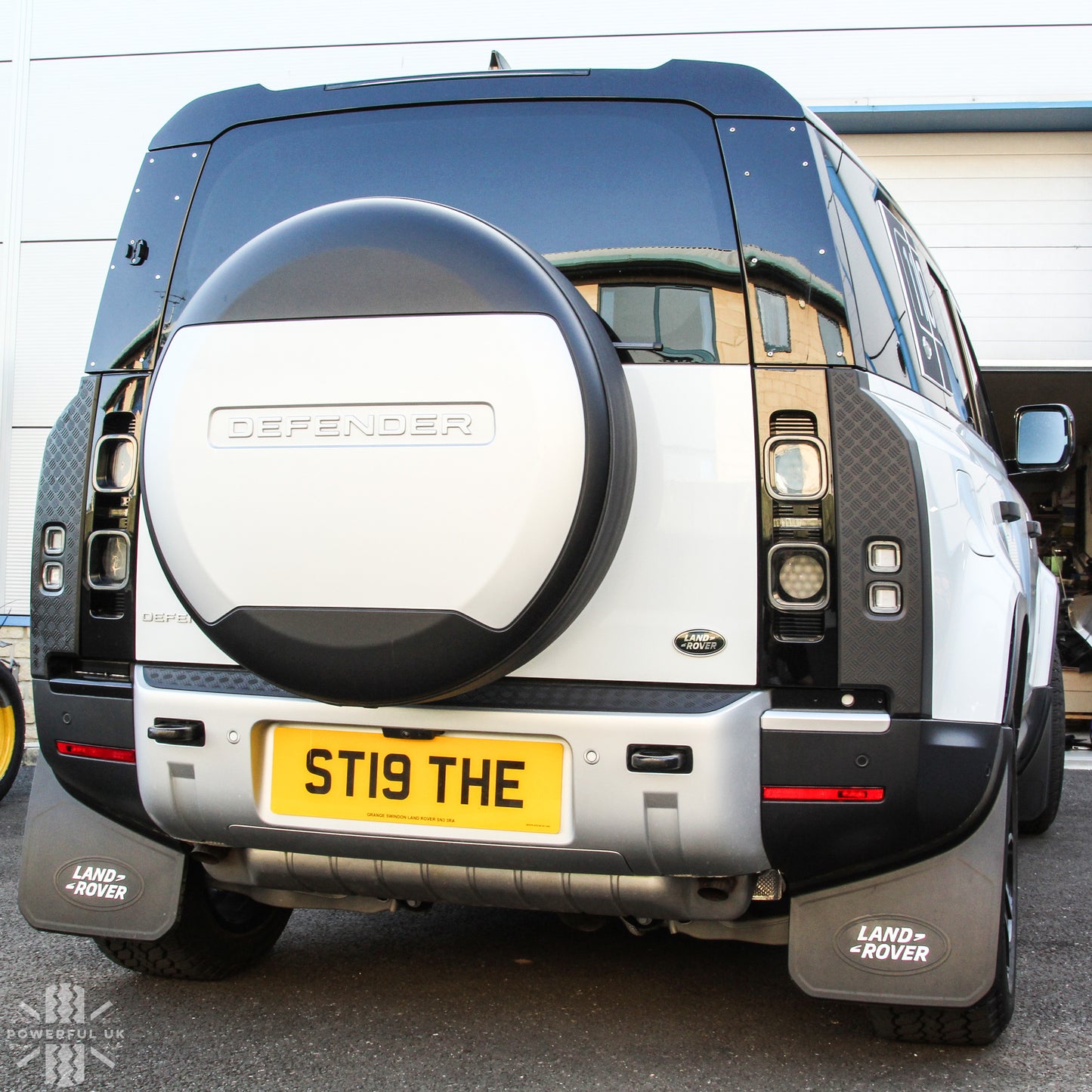 Chequer Plate 5pc Accessory Set (genuine) for Land Rover Defender L663