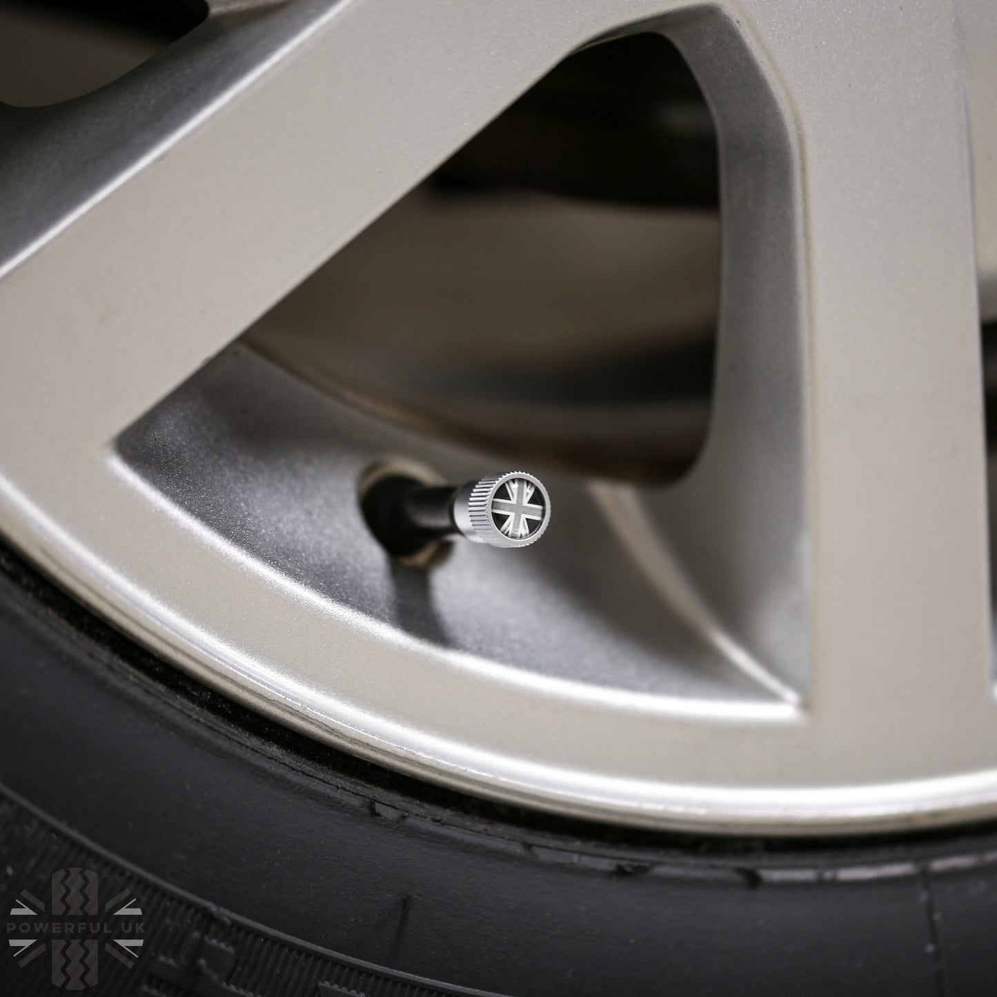 "Union Jack" Dust Valve Caps (4pc) Aftermarket for Land Rover