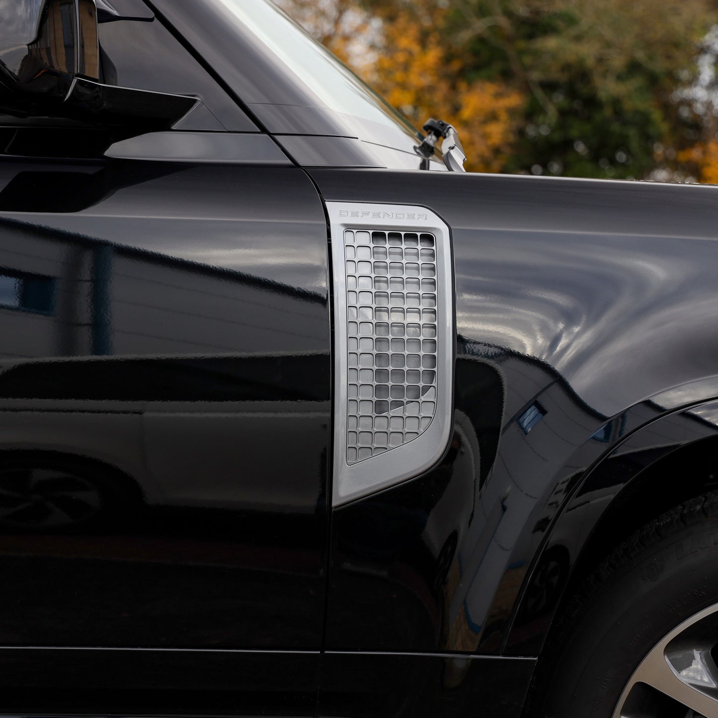 Side Vent Assemblies (Genuine Take-Offs) for Land Rover Defender L663 - Eiger Grey