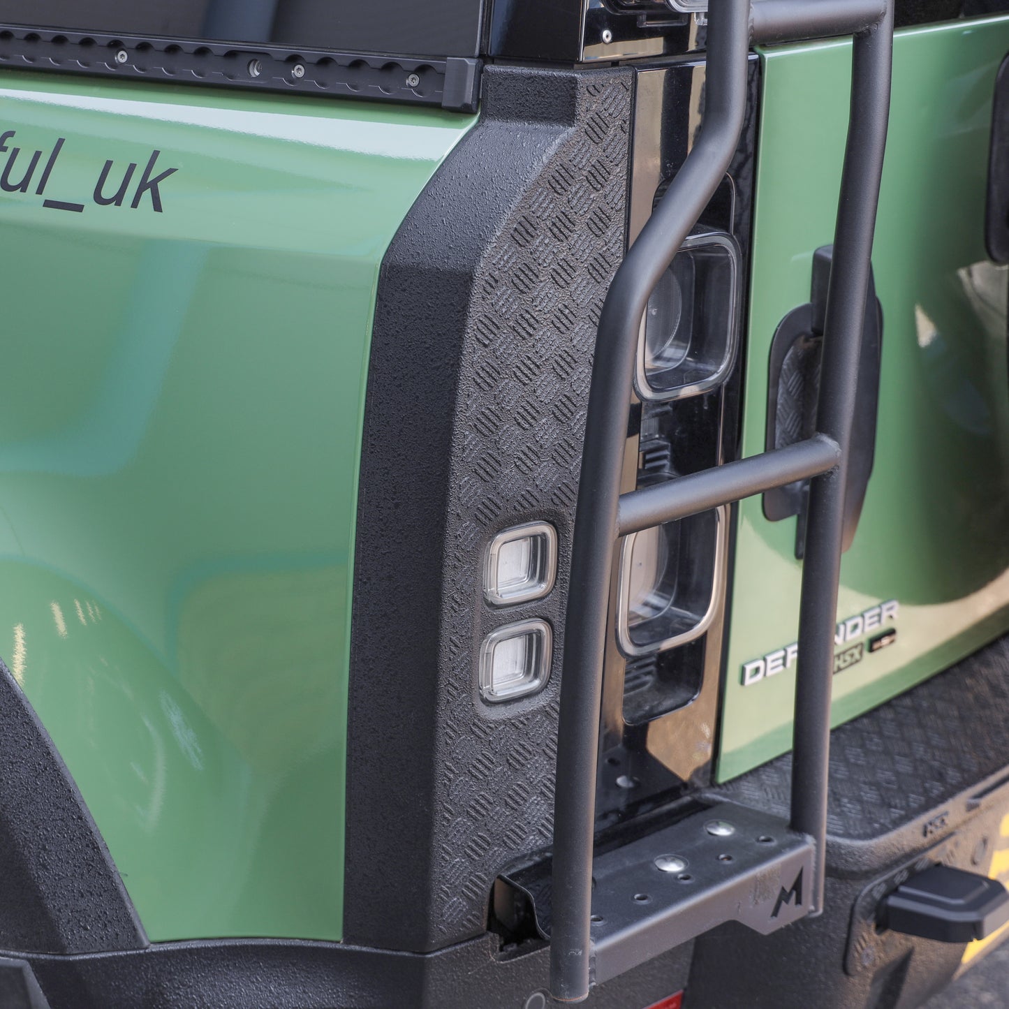 RAPTOR Rear Corner Panels for Land Rover Defender L663