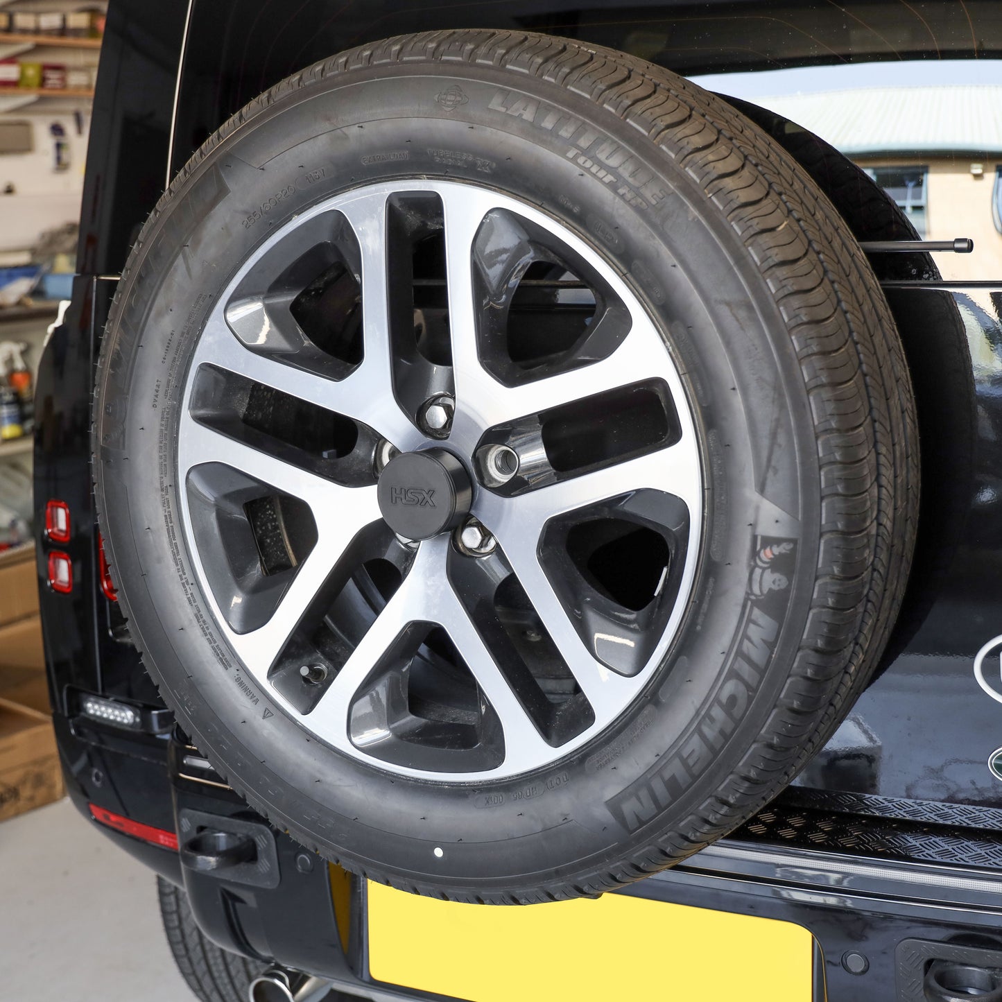 Lock Kit for 5095 Spare Wheel on Land Rover Defender L663