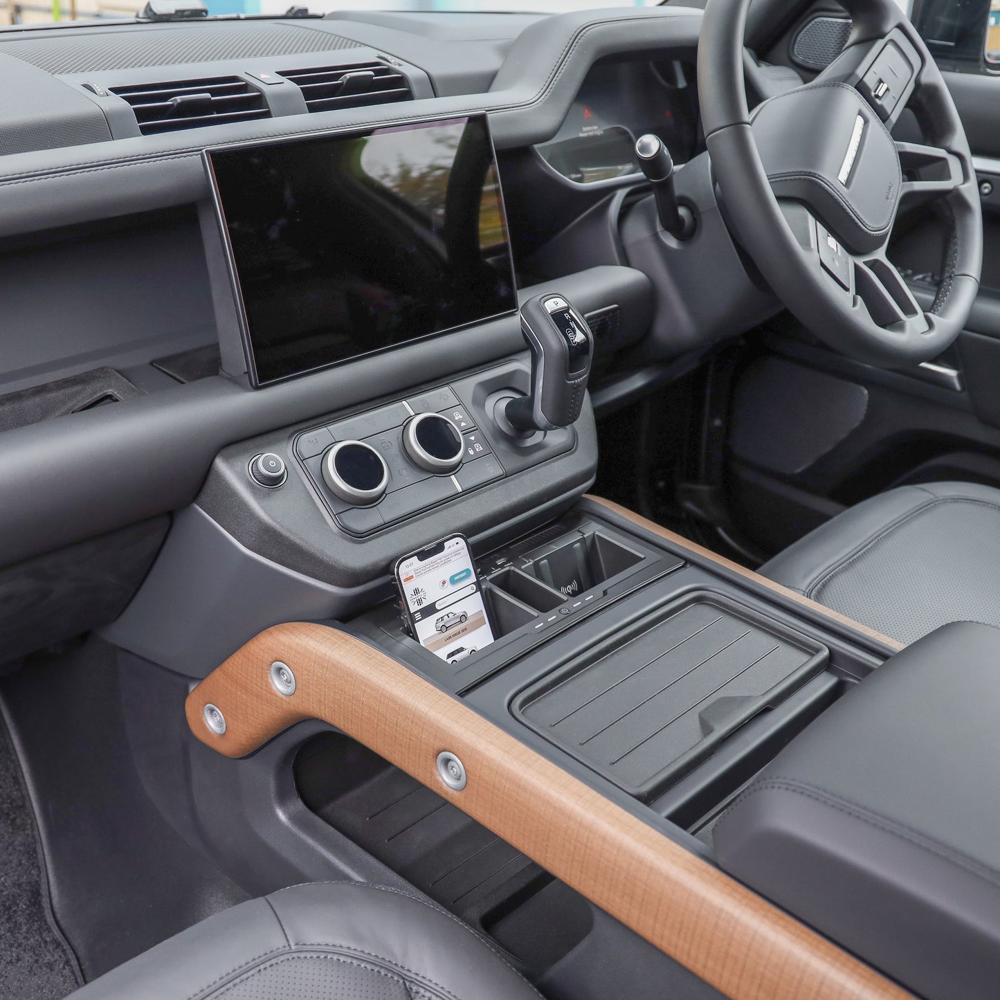 Twin Dock Wireless Charger for Land Rover Defender L663