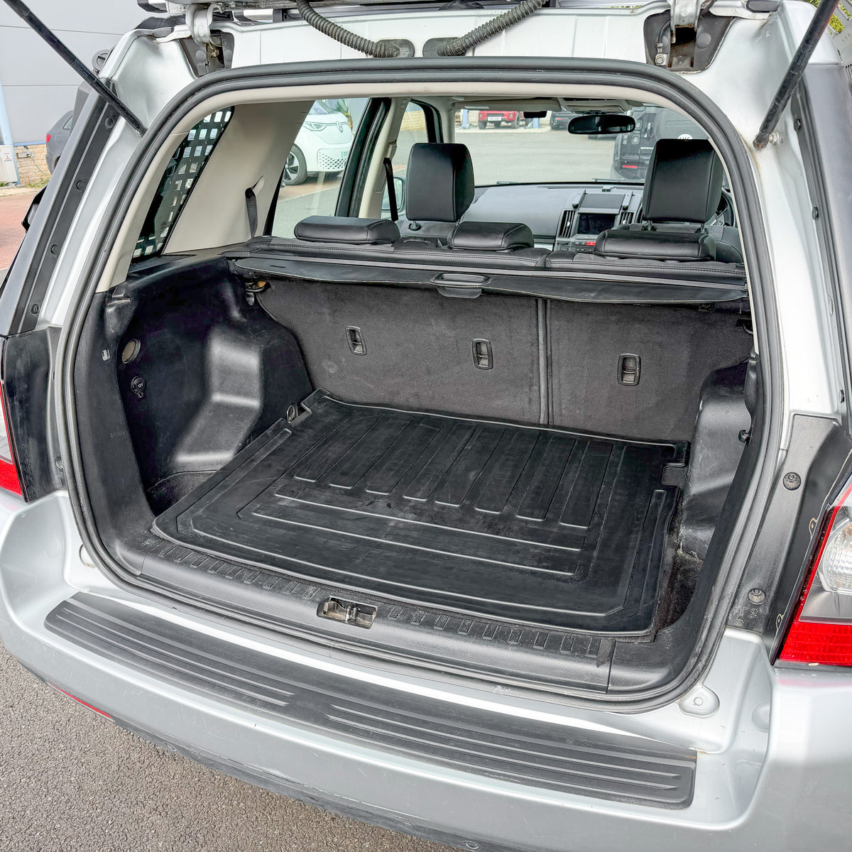 Aftermarket Rubber Boot Mat for Land Rover Freelander 2