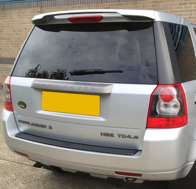 Rear Tailgate Spoiler Kit - Zermatt Silver - for Land Rover Freelander 2