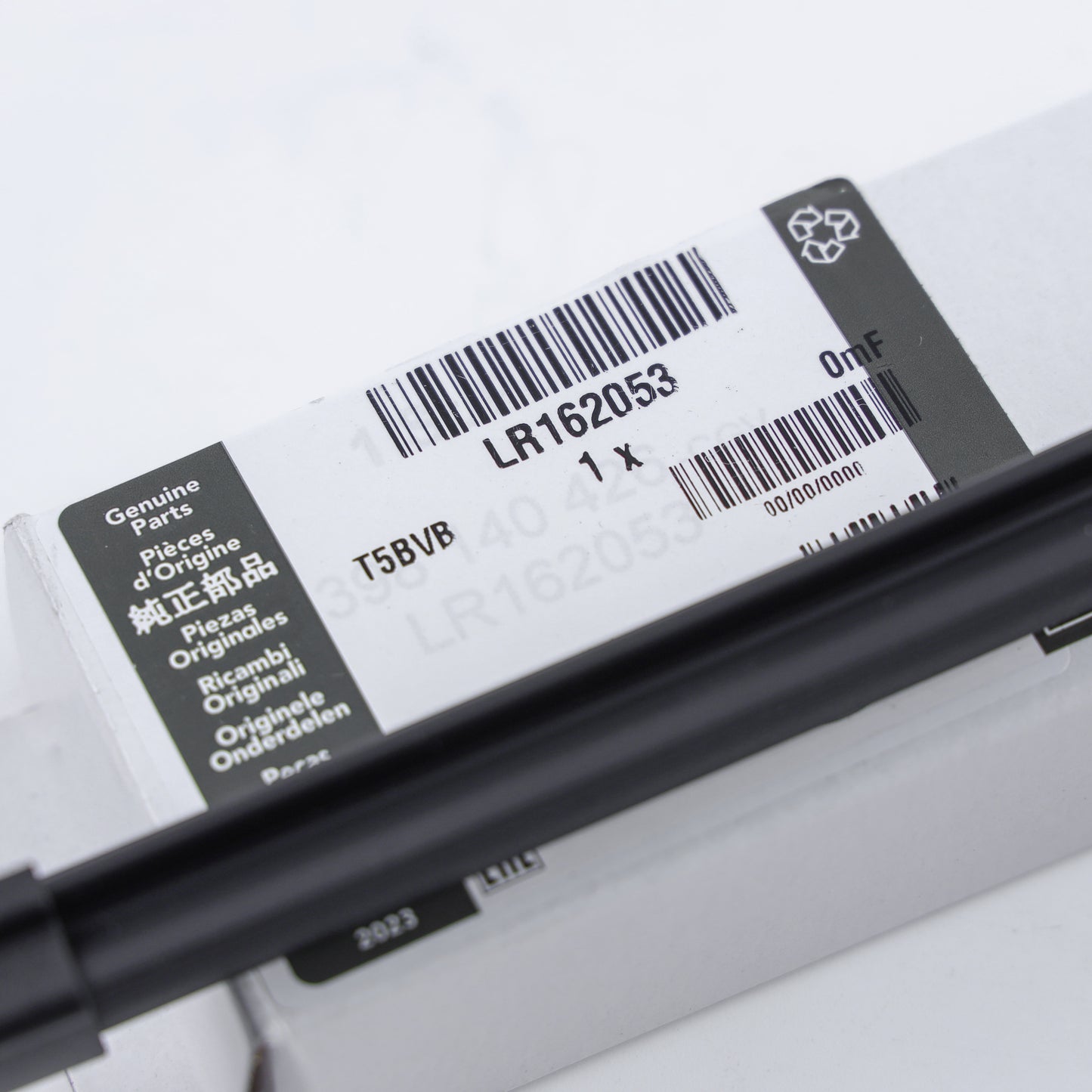 2x Front Wiper Blades for Land Rover Defender L663 - Early Type (Flatblade) - LHD