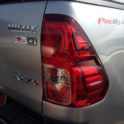 Rear Light inc Loom+Bulbs - RH (UK spec) for Toyota Hilux Mk8 Revo (2016 on)