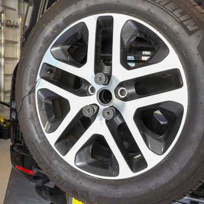 Extended Wheel Nut Kit for Land Rover Defender L663