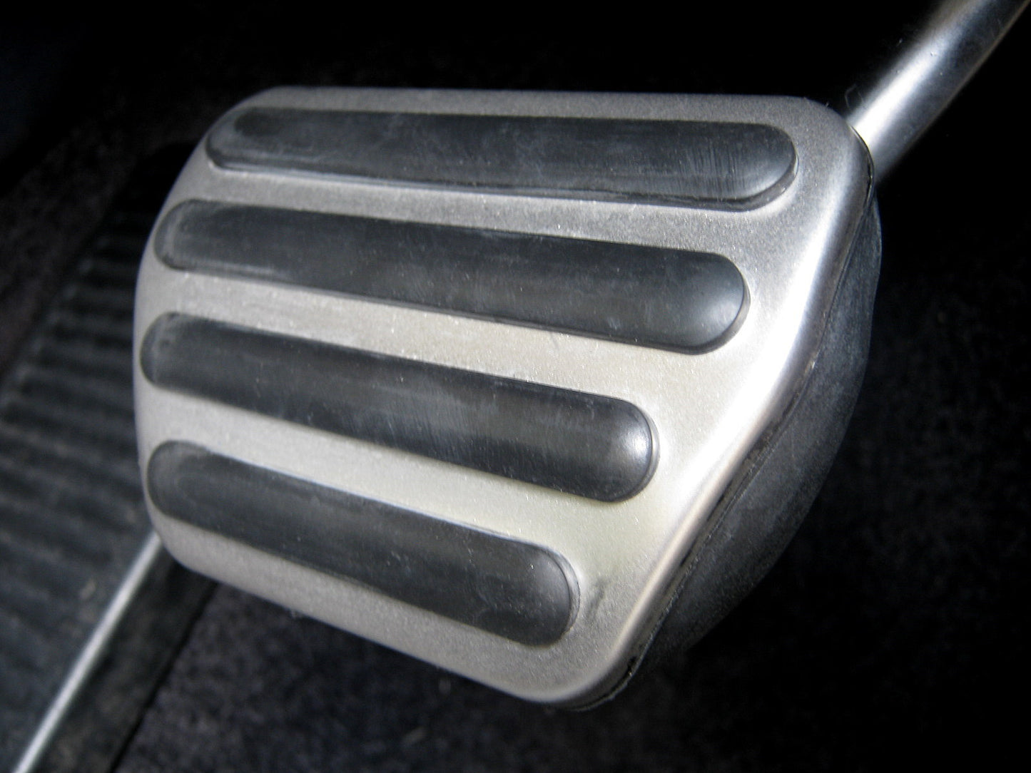 Alloy Brake Pedal Cover for Range Rover L322 - Aftermarket